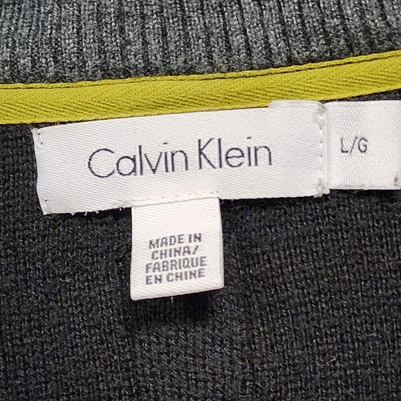 Calvin Klein Mens Black Pull over  Zipper Close Large L - Picture 2 of 8